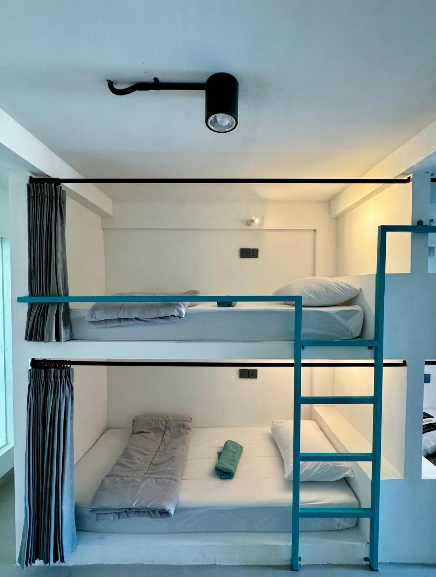 Canggu Central Hostel Bagian luar foto